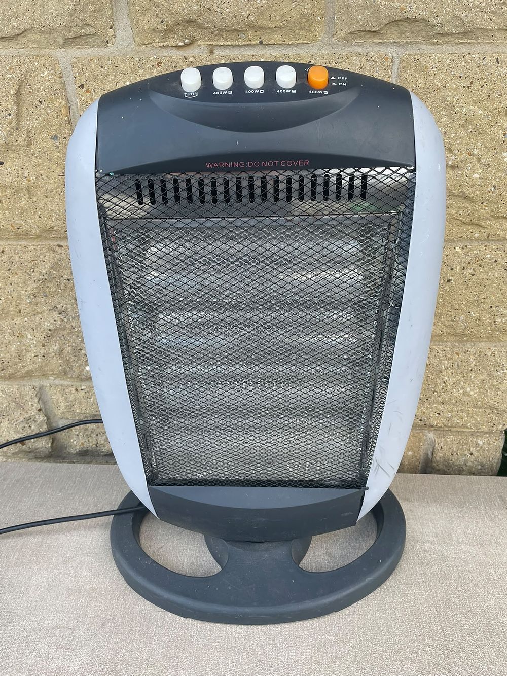 Lot 351: A Halogen Space Heater with Oscillation Function