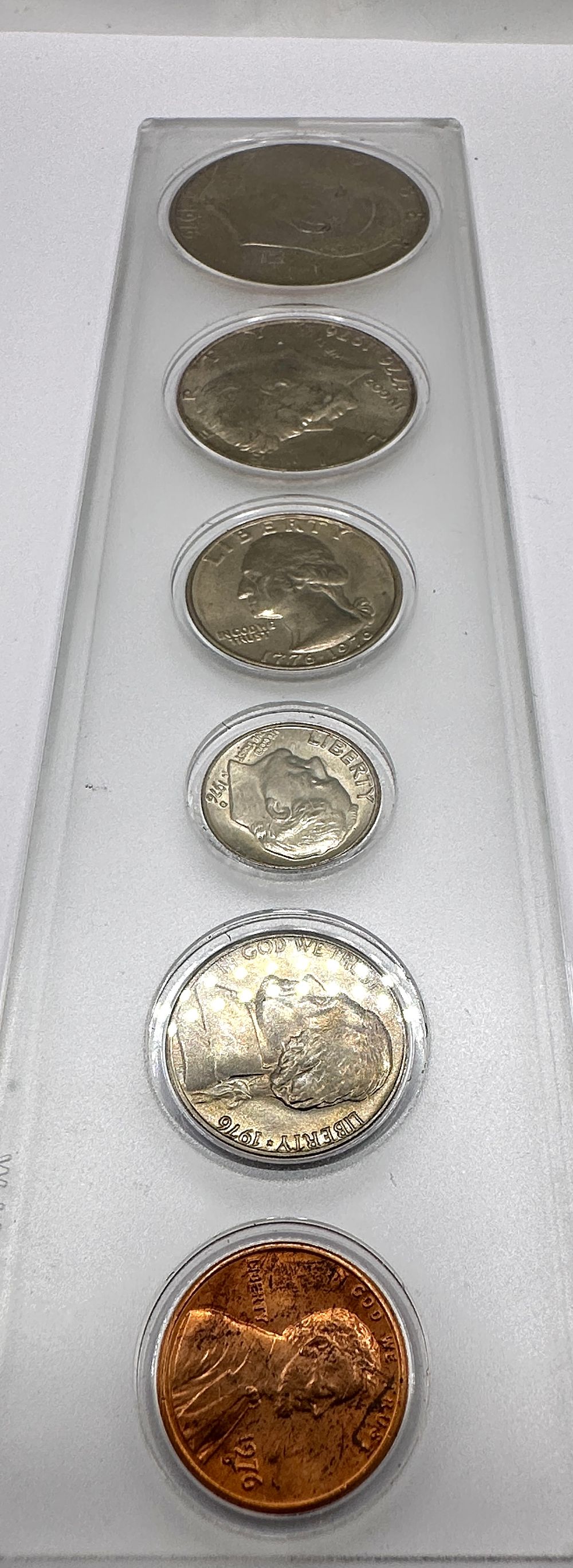 Lot 21: US 1776-1976 Bicentennial Commemorative Coin Set, Whitman Holder