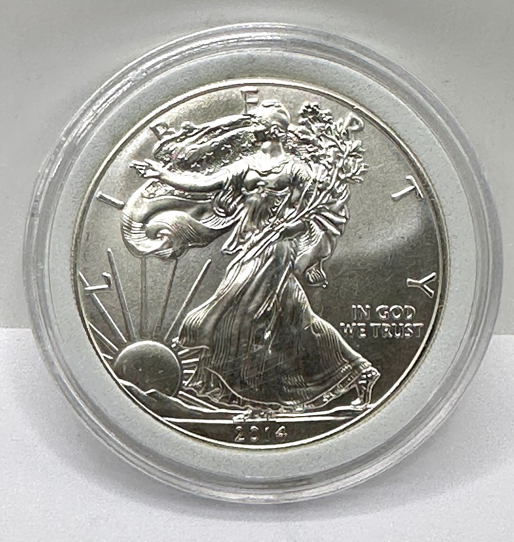 Lot 60: US 2014 American Eagle 1 oz Fine Silver One Dollar Coin