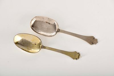 Two spoons. silver and 854/1000 silver scalloped handles Portuguese 17th/18th C. traces of use 