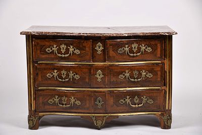 A Commode. R&eacute;gence (1715-1723) scots pine structure burr-Brazilian-rosewood marquetry 