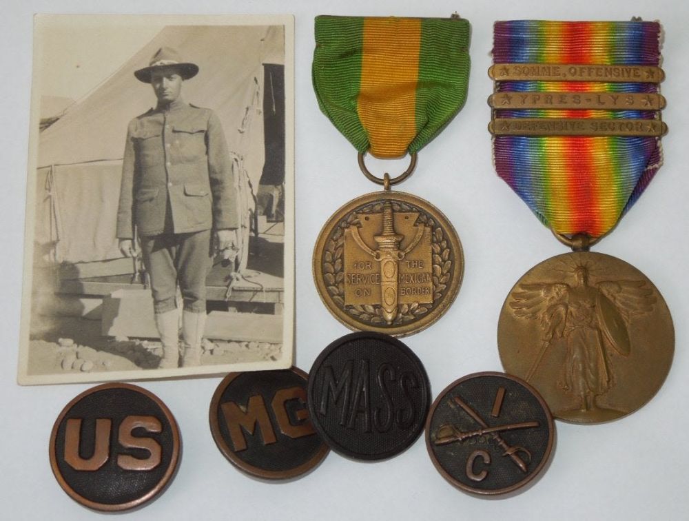 Lot 19D: WWI Mexican Border 26th Infantry Machine Gun Medal Lot