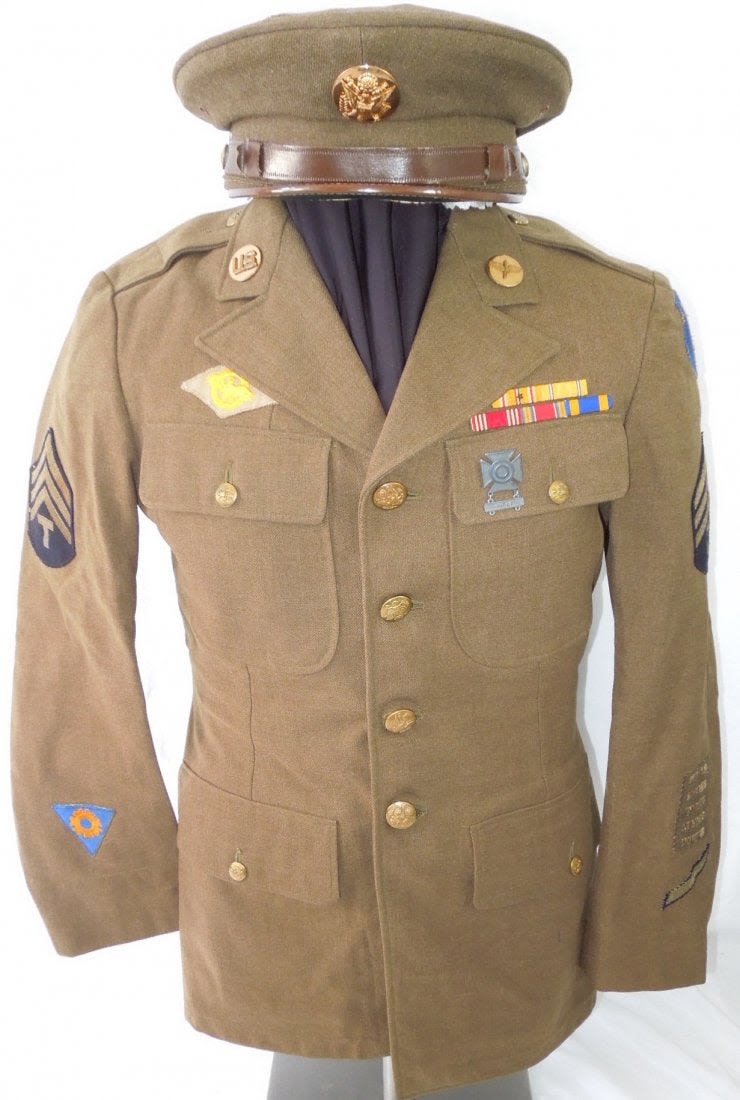 Lot 81A: WWII US Army Air Force Air Medal Uniform & Cap