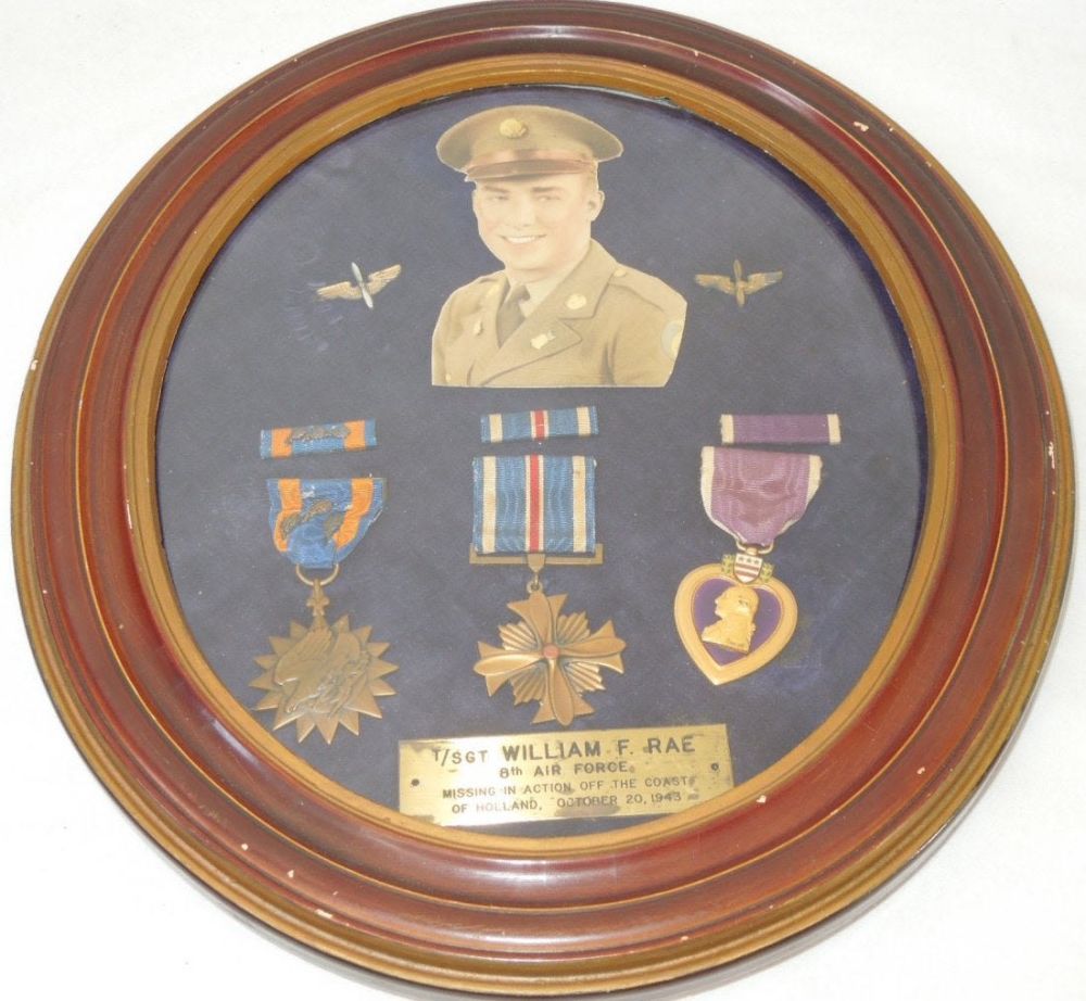 Lot 117C: WWII KIA 8th AAF 94th BG Purple Heart DFC Air Medal Lot