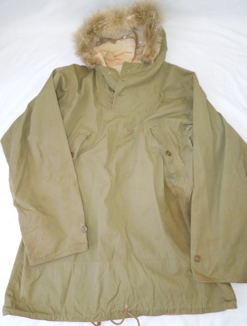 Lot 193: 1942 WWII US Mountain Troops Reversible Ski Parka