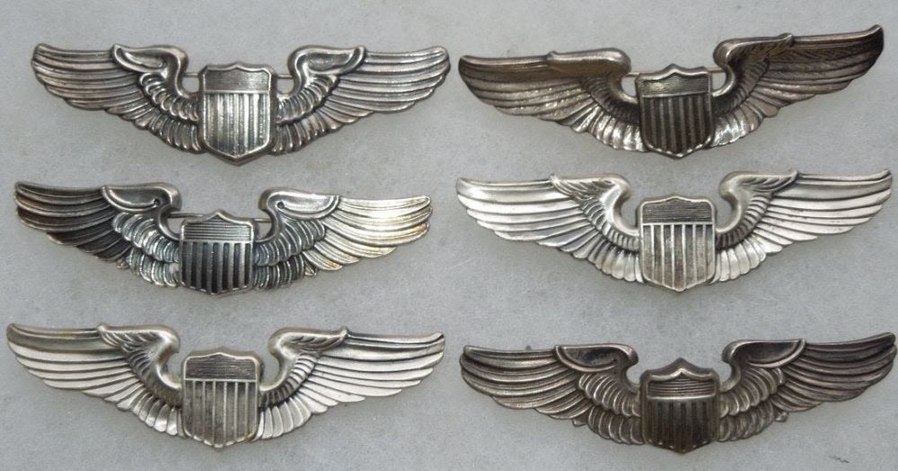 Lot 258: Lot WWII US Army Air Force Sterling Pilot Wings