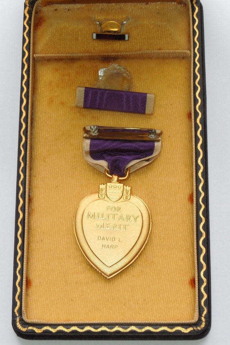 Lot 362: Vietnam US Army Named Purple Heart 23rd Infantry Div