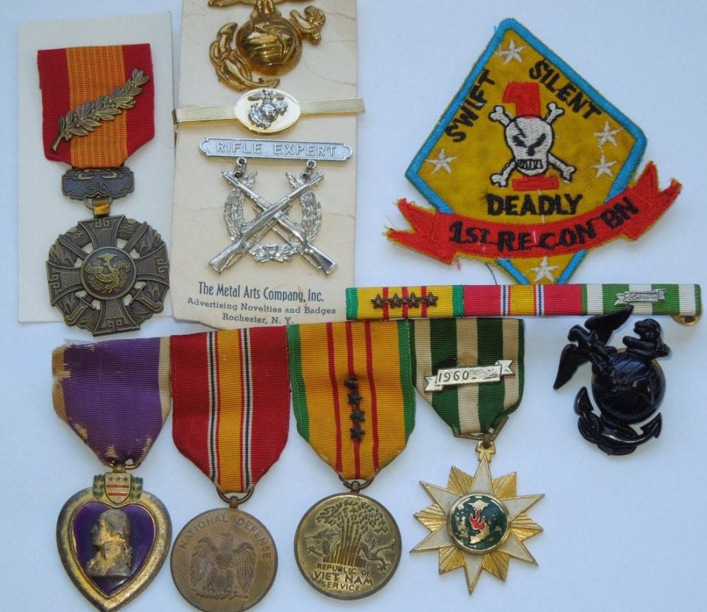 Lot 363: Vietnam USMC Force Recon Named Purple Heart Group
