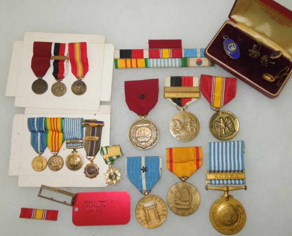 Lot 364: Korea - Vietnam US Navy Medal Dog Tag Group