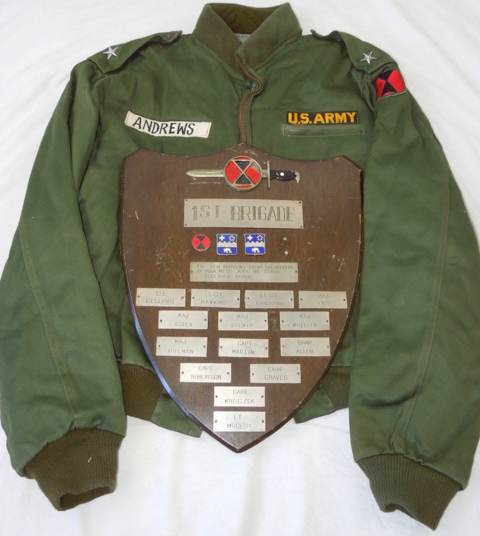 Lot 367: 1960s US Army Named General 7th Div Tanker Jacket