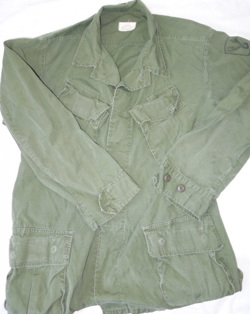 Lot 370: Vietnam US 196th Light Infantry LR Fatigue Shirt