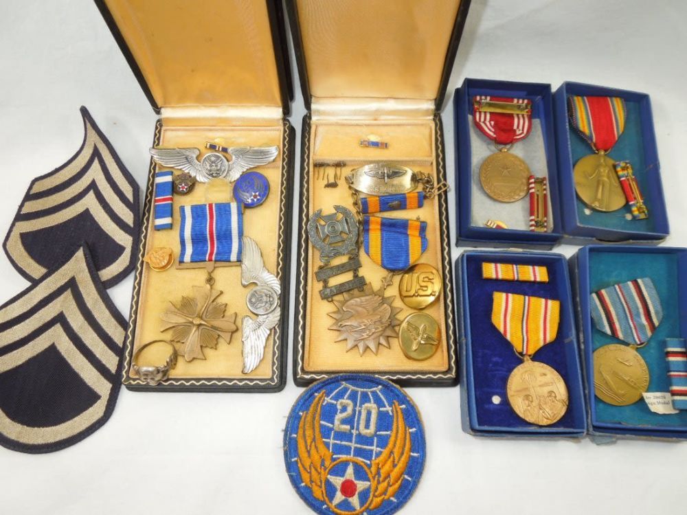 Lot 155: WWII US 20th AAF B-29 Crew Identified Medal & Wings Lot
