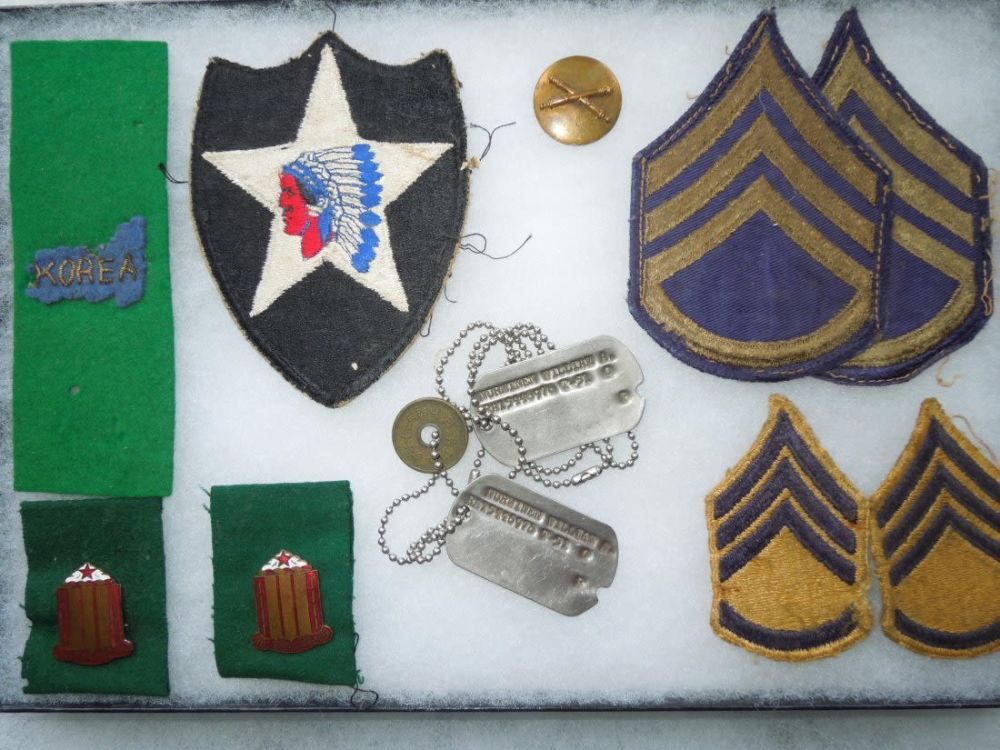 Lot 177: Korean War 2nd Div 38th Field Artillery Dog Tags Patch