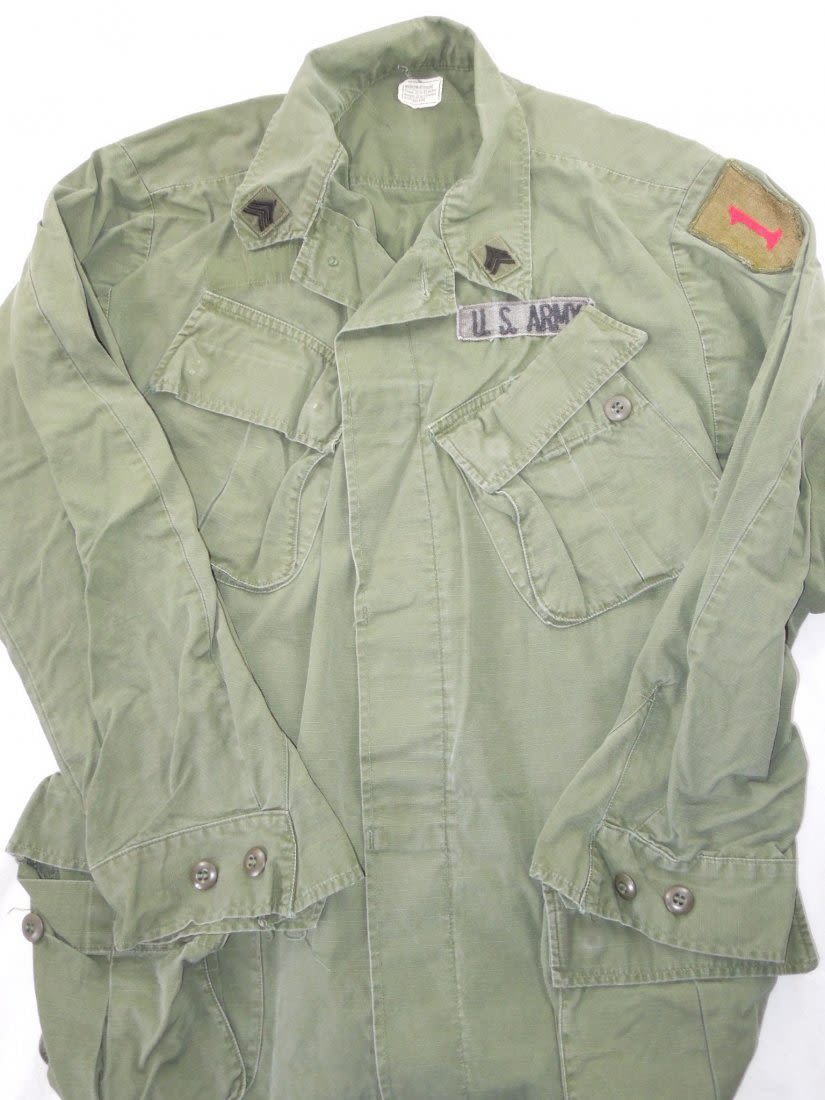 Lot 262: Vietnam US Army 1st Infantry Div. Fatigue Jungle Jacket