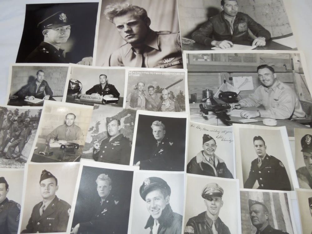 Lot 276: WWII Lot 15th Army Air Force Italy Airmen Photos