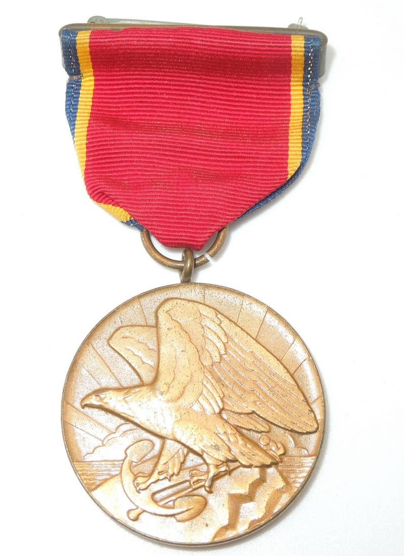 Lot 154: WWII US Naval Reserve Faithful Service Medal