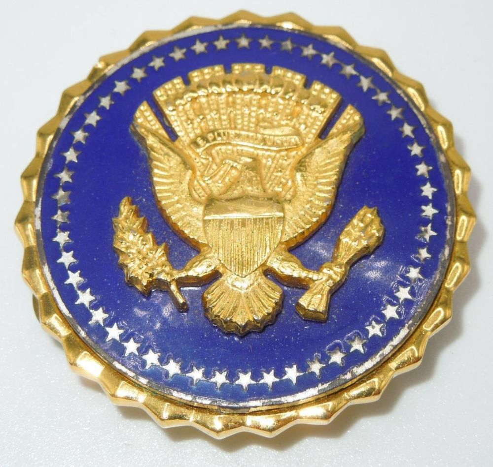 Lot 158: US Military Presidential Service Badge Numbered VHB