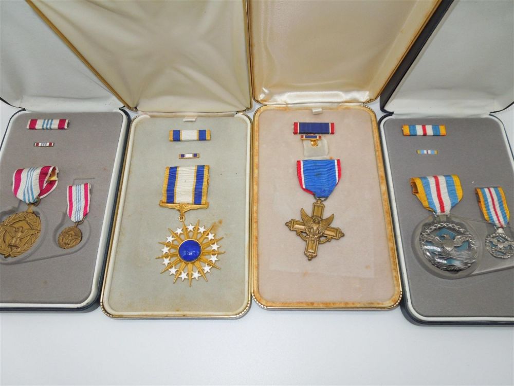 Lot 166: Military Medals DSC USAF DSM Distinguished Service Lot of 4
