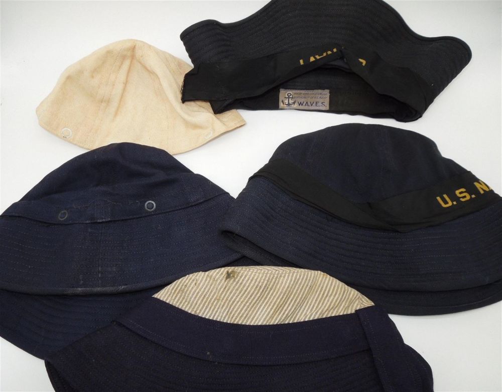 Lot 239: WWII Era USN Navy WAVES Womens Caps Hats Lot of 5