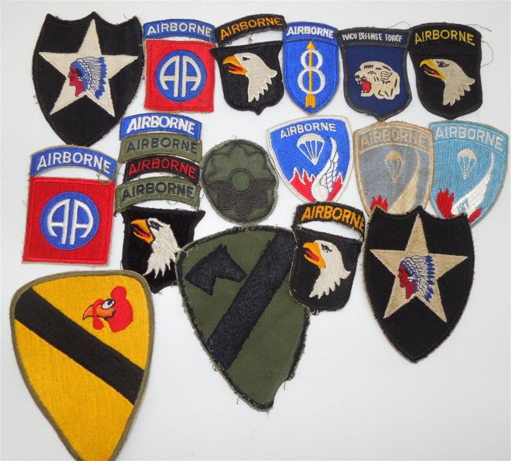 Lot 261: WWII - Vietnam US Army Air Force AAF Airborne Patch Lot