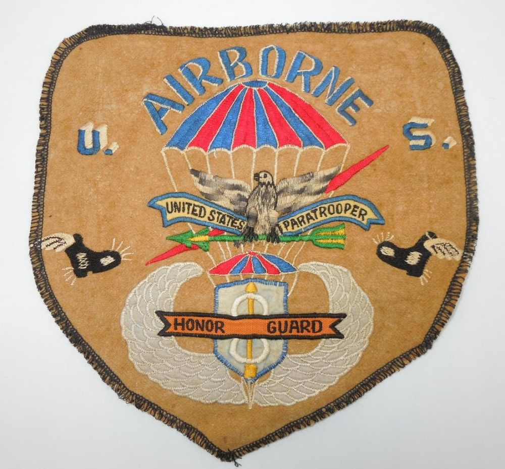 Lot 278: Vintage US 8th Airborne Honor Guard Custom Paratrooper Patch