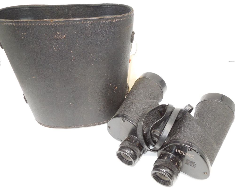 Lot 321: WWII US Navy Bausch & Lomb MK28 7x50 1943 Binoculars in Case