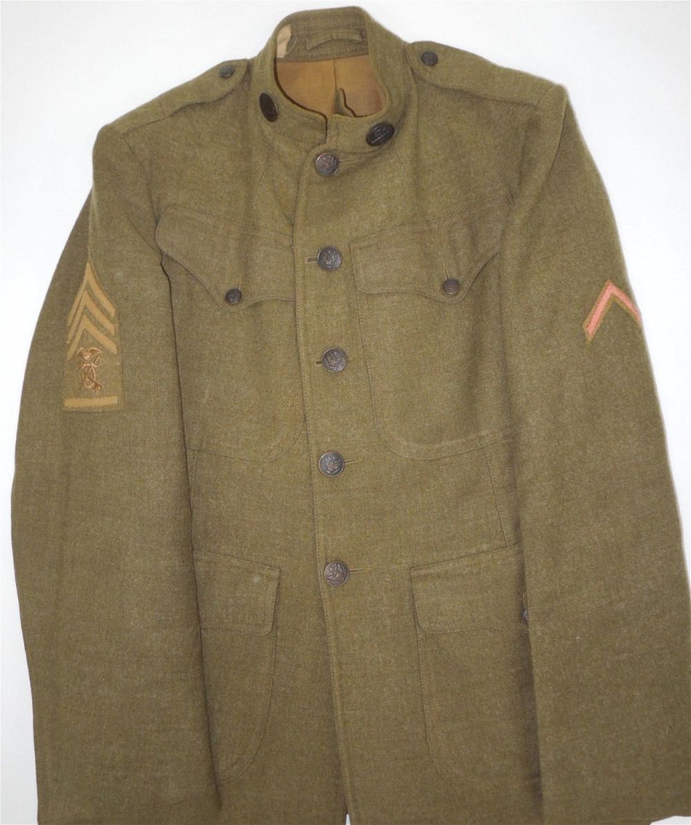 Lot 351: WWI US Army Quartermaster Wool Uniform Jacket & Collar Discs