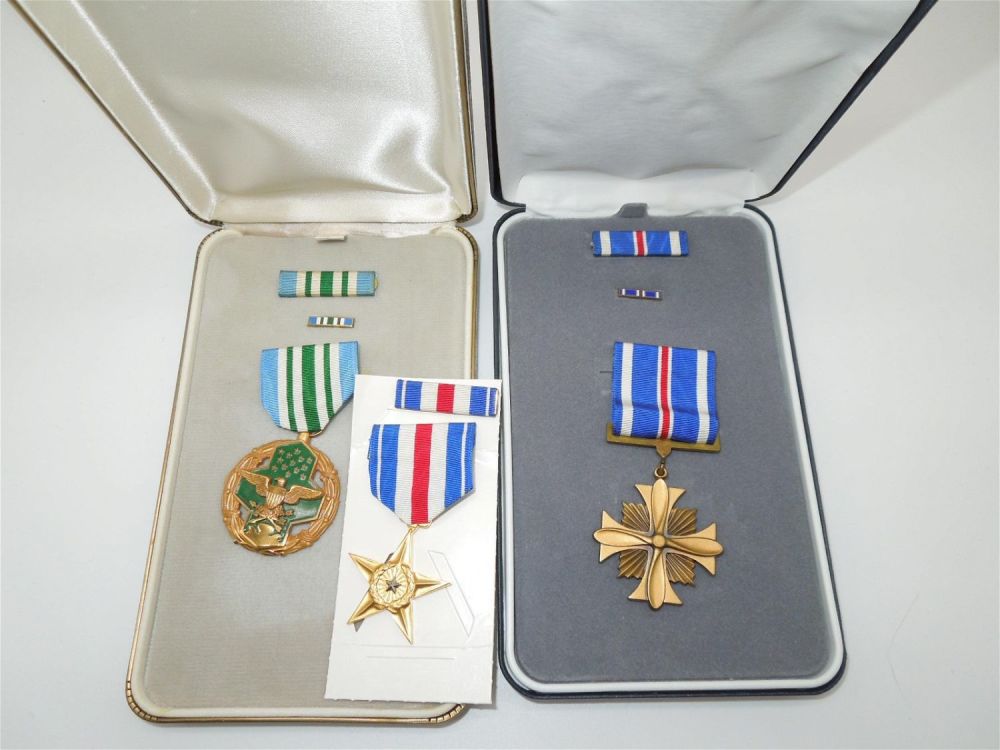 Lot 369: US Military DFC, Silver Star, Joint Service Commendation Boxed Medals Lot of 3