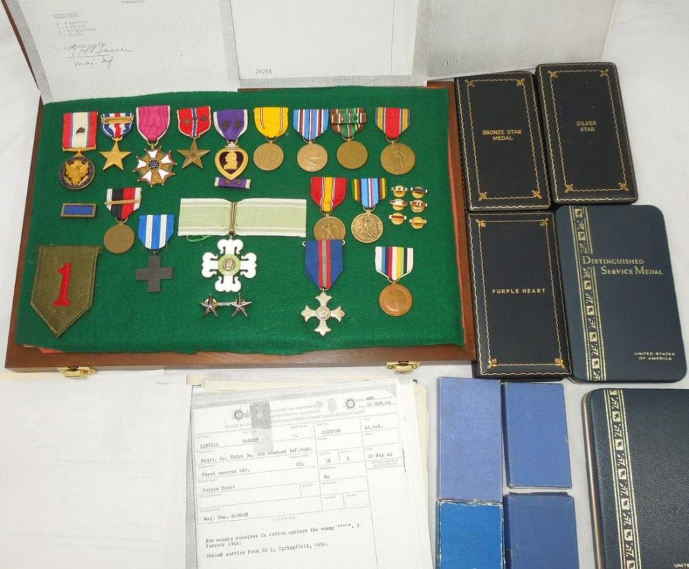 Lot 373: WWII 1st Armored - Post War 1st Infantry Division Major General Medal Group