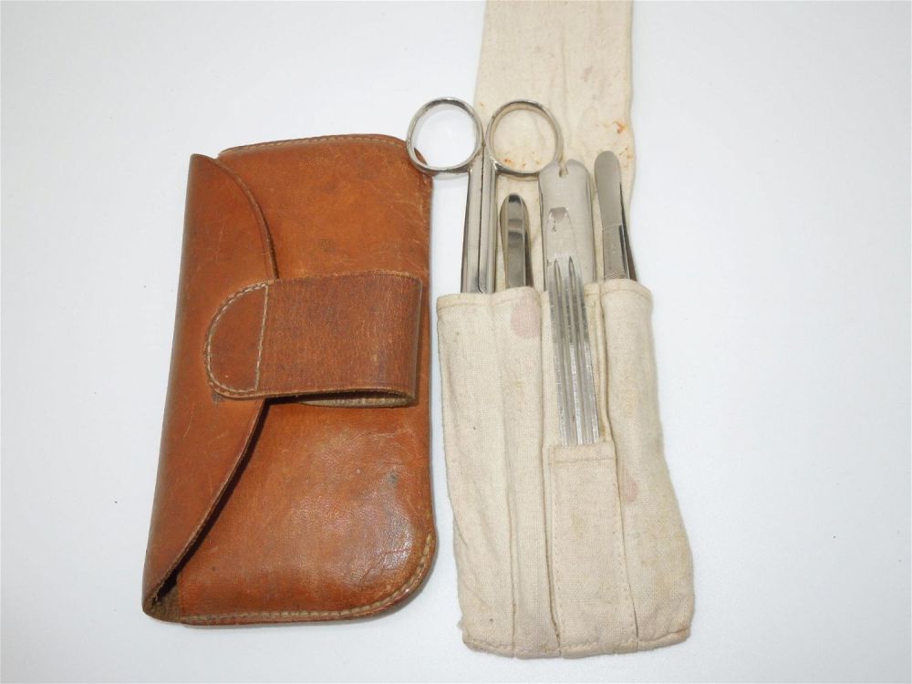 Lot 419: Pre WWII 1938 US Military Field Medical Surgeon Kit