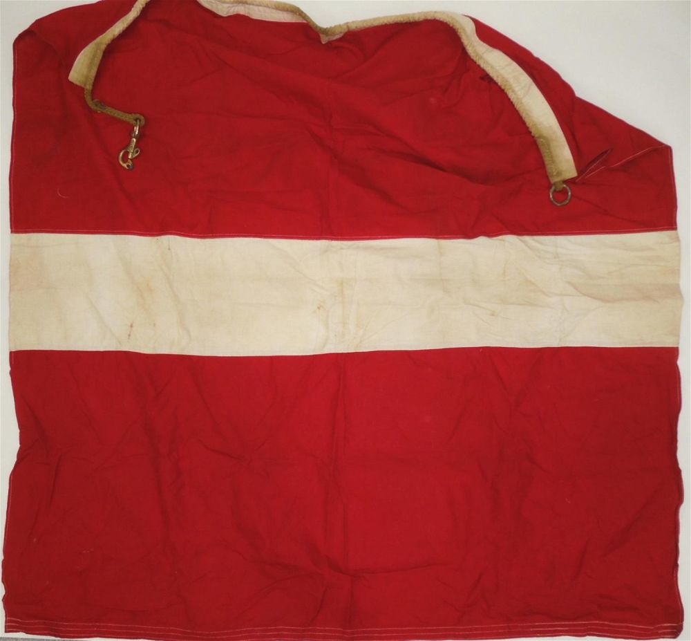 Lot 460: Navy International Code 1963 NATO Numeral 7 Ships Nautical Flag