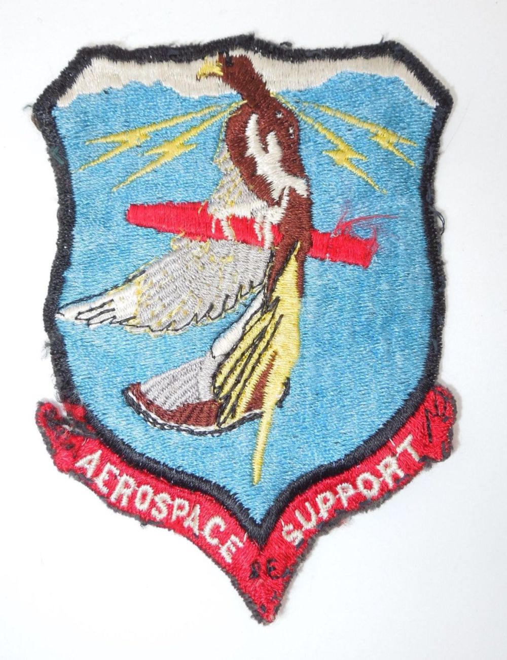 Lot 148: Vintage 1960s USAF Aerospace Support Custom Made Patch
