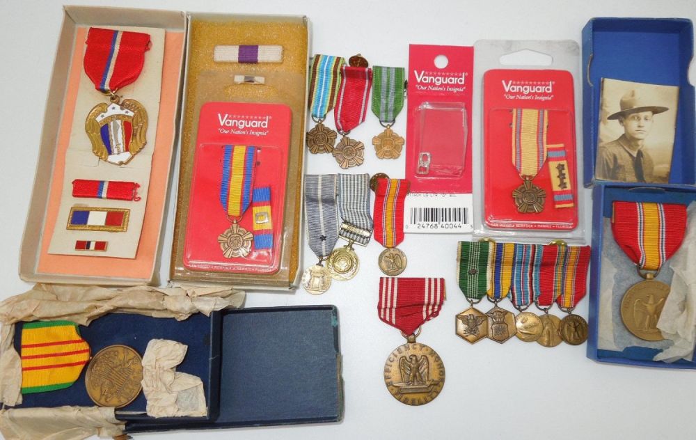 Lot 280: WWII - Vietnam US Military Medals Lot Philippines Korea