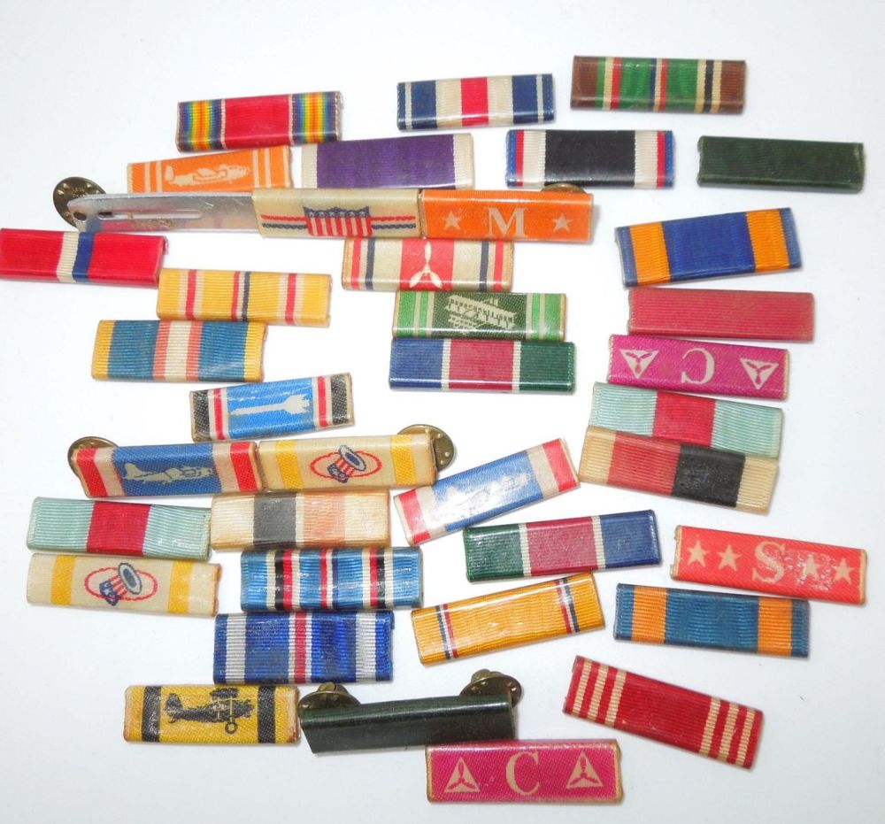 Lot 292: WWII US Military Plastic Wolf Brown Ribbon Bars Lot
