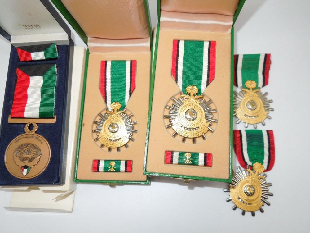 Lot 317: Desert Storm Saudi Arabia & Kuwait Medals & Boxes