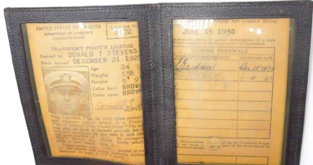 Lot 341: 1929 USN Navy Bureau of Aeronautics Transport Pilot License Photo & Skelly Wallet