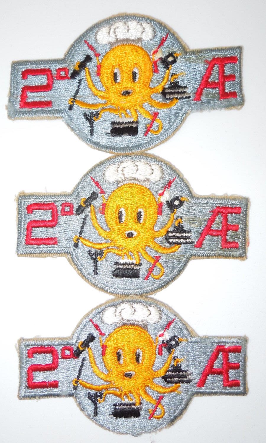 Lot 395: Vietnam Era Novelty USN Navy 2nd AE Octopus Patches