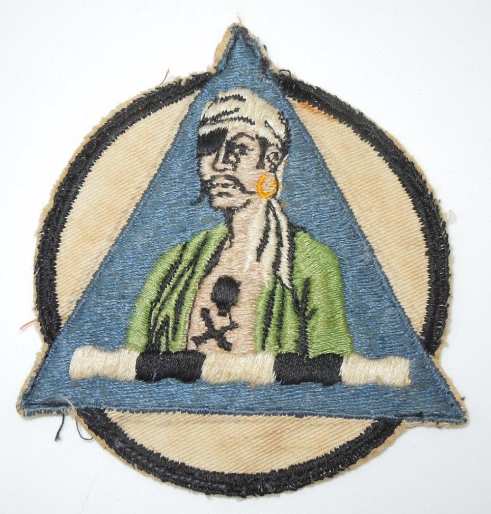 Lot 418: Vintage USAF Air Force 6th Bomb Group Patch