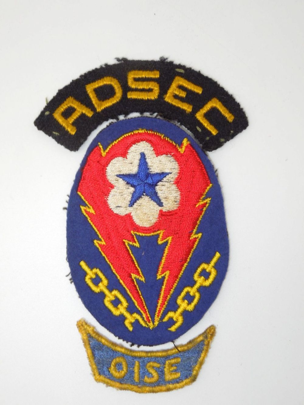 Lot 445: WWII US Army ETO COMZ ADSEC Oise British Made Patch