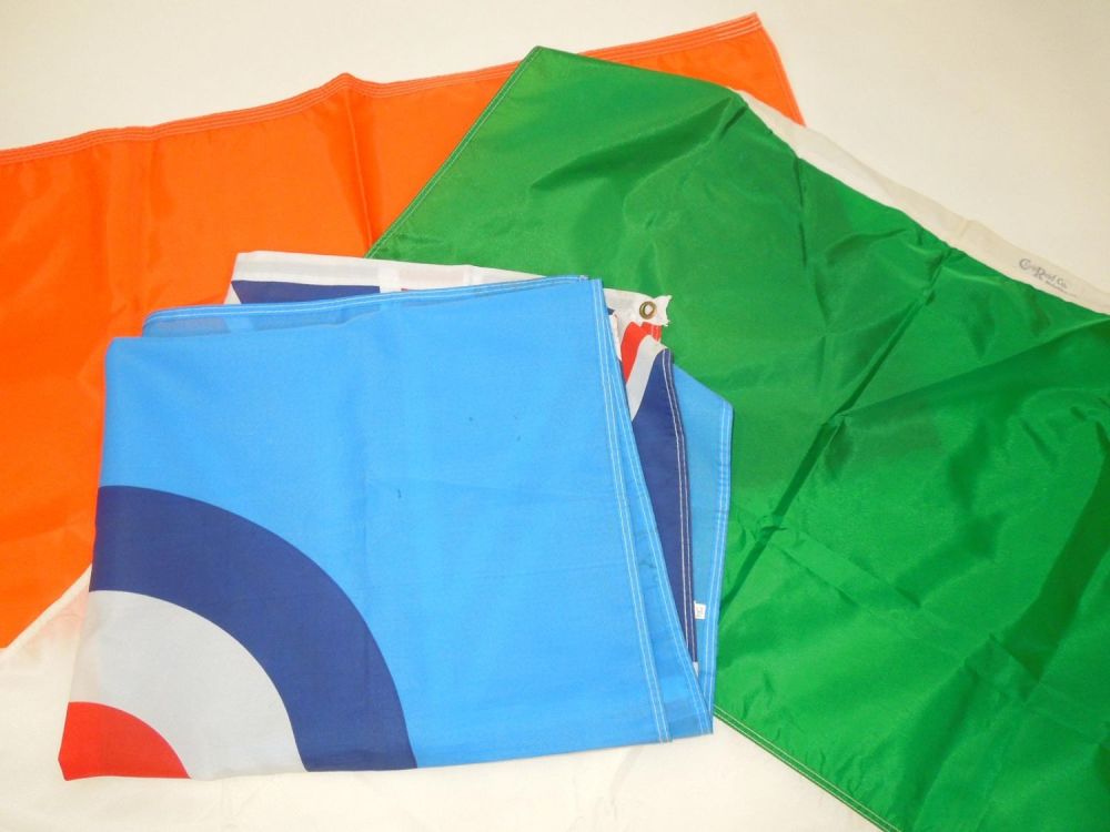 Lot 595: British RAF & Ireland National Flags Lot