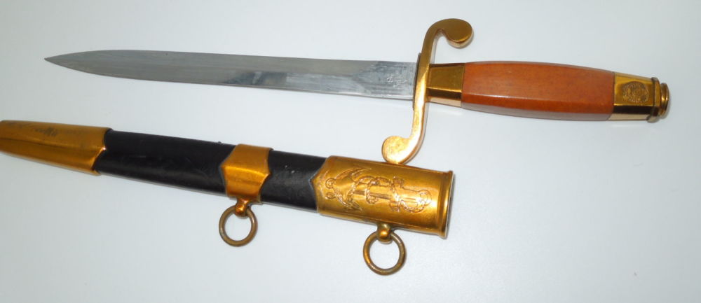 Lot 626: 1950s Soviet USSR Russian Naval Dagger