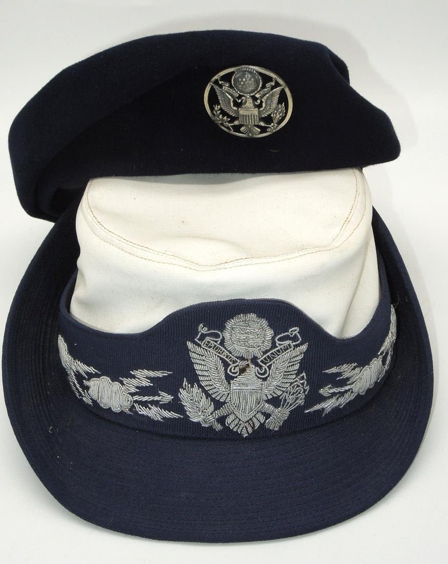 Lot 231: 1960s - 70s Era USAF Air Force Womens Officer Visor Cap Beret Hats Lot