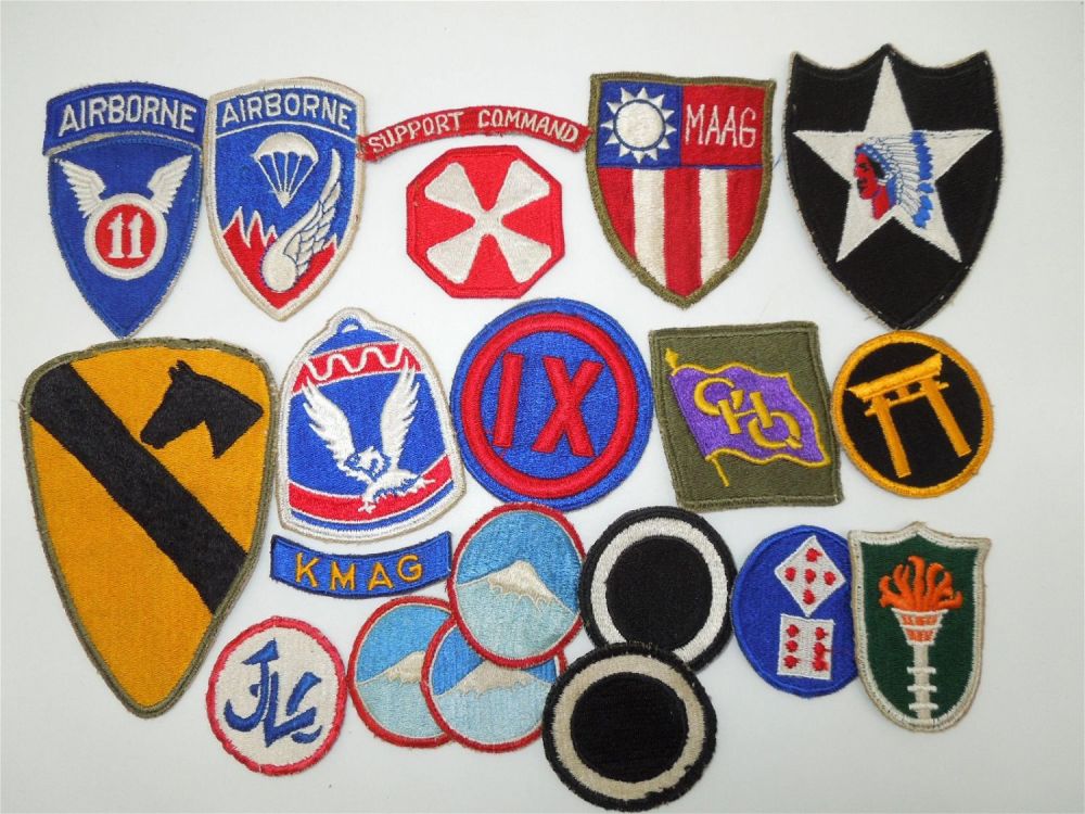 Lot 324: US Army Korean War Patches Airborne Infantry Cavalry
