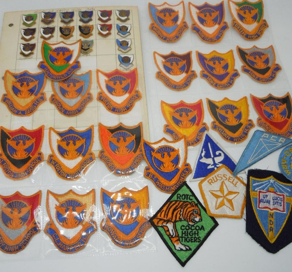 Lot 361: 1950s - 60s US Military High School JROTC Patches & DUI Pins Atlanta Area Group