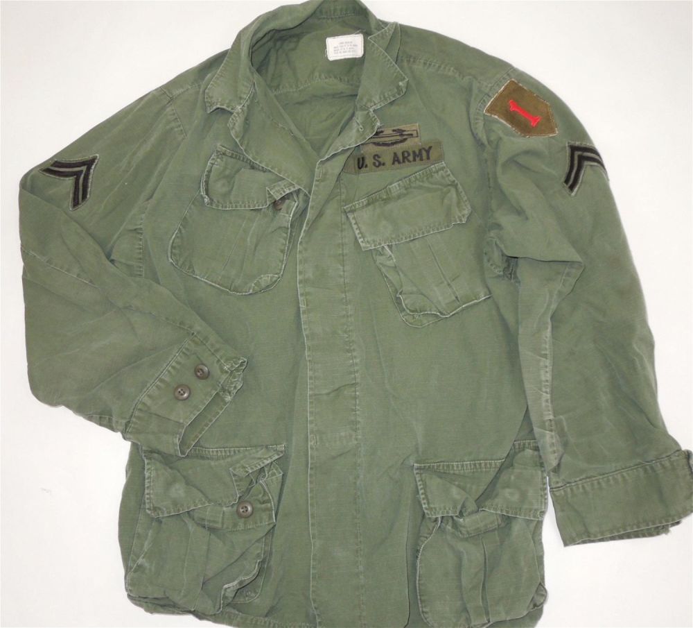 Lot 375: Vietnam War US Army 1st Infantry Division Rip Stop Jungle OD Jacket with CIB