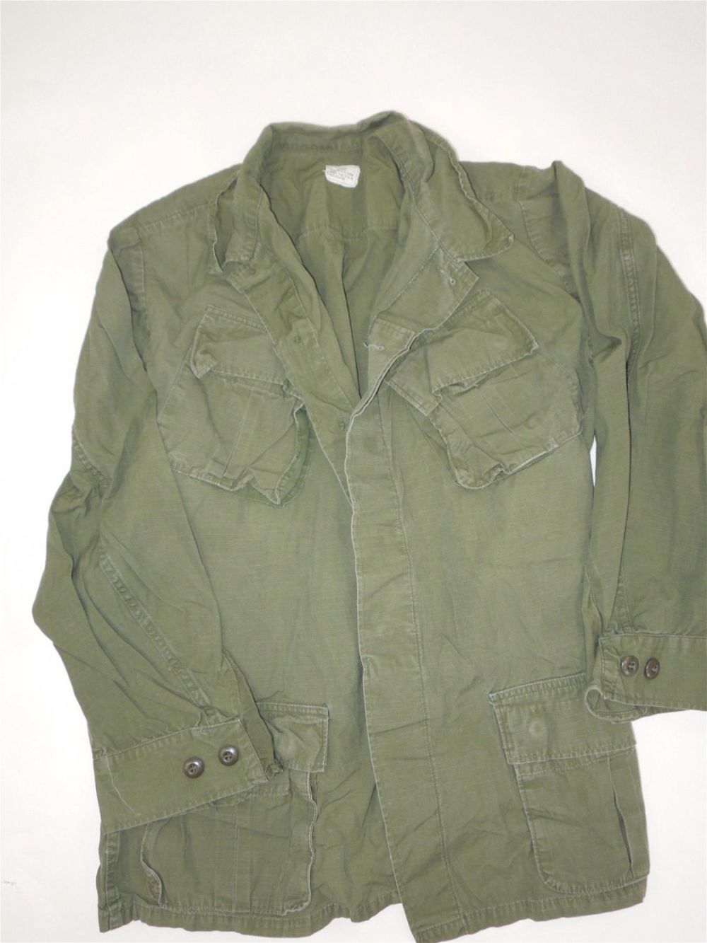 Lot 378: Vietnam War Era USMC Marine Corps Medium Long Fatigue Shirt Jungle OD Jacket