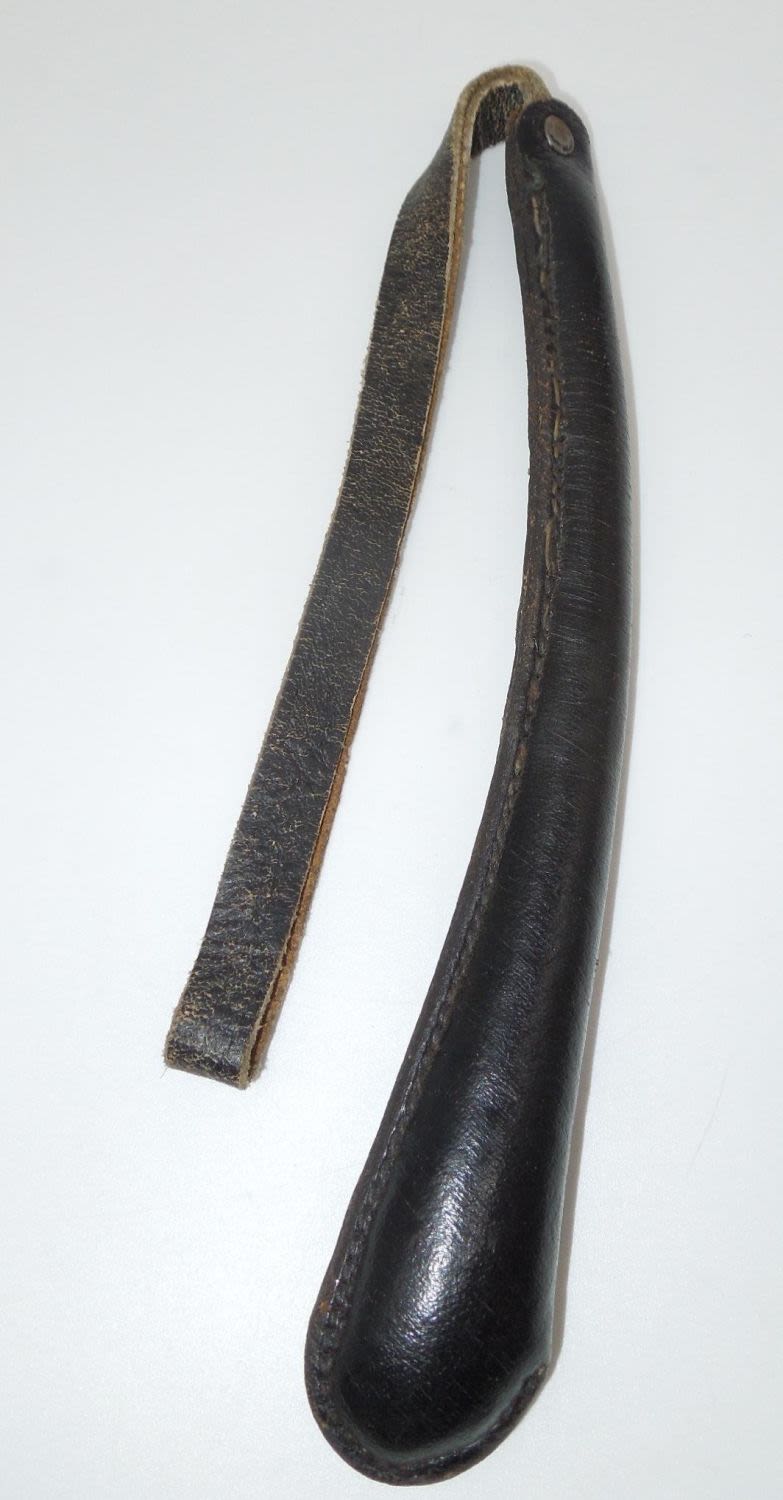 Lot 147: Vintage 1940s Police Law Enforcement Slapjack Sap