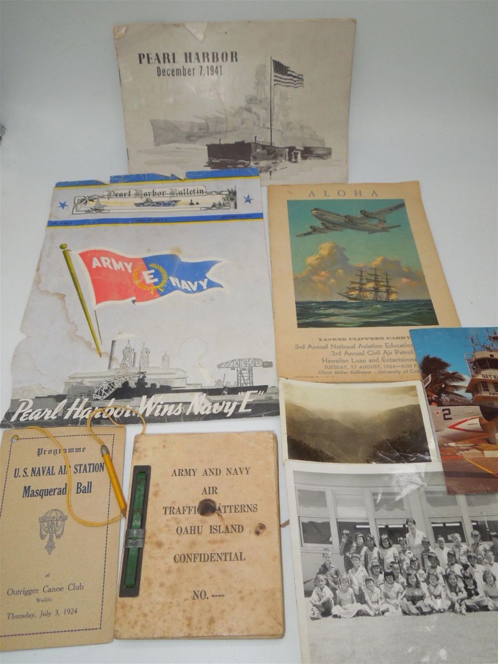 Lot 184: 1920s-1960s Army / Navy Lot Hawaii & Pearl Harbor Related Documents, Booklets, Photos