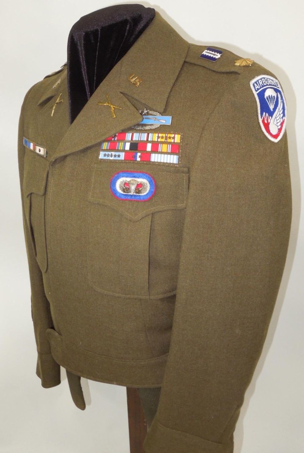 Lot 283: WWII - Korean War 11th & 187th Airborne Officer Uniform Jacket