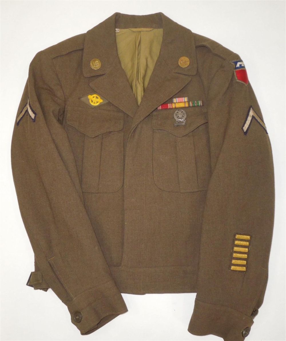 Lot 288: WWII 76th Infantry Division Ike Uniform Jacket British Made Ribbons
